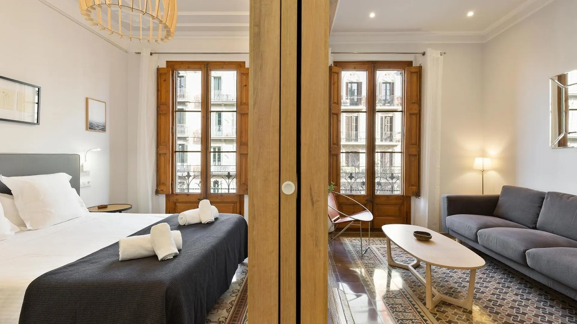 Bailen Apartments By Central Barcelona