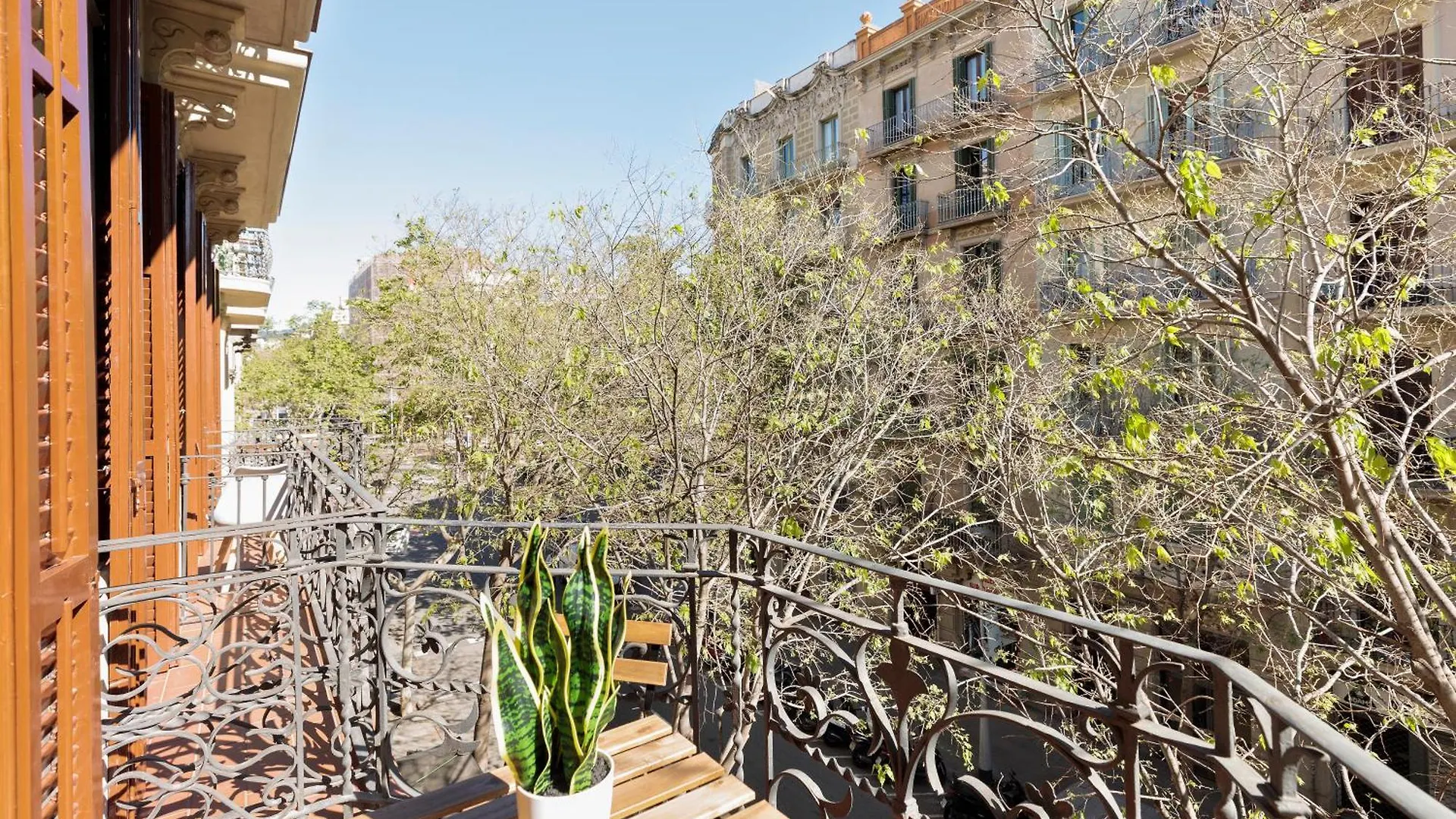 Bailen Apartments By Central Barcelona
